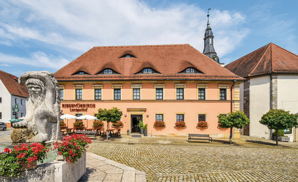 HOTEL RIESENGEBIRGE Neuhof an der Zenn