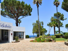 HÔTEL LE BELLEVUE (B&B) Saint-Florent