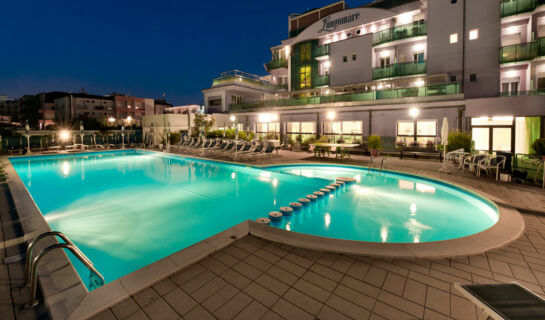 HOTEL LUNGOMARE Cesenatico