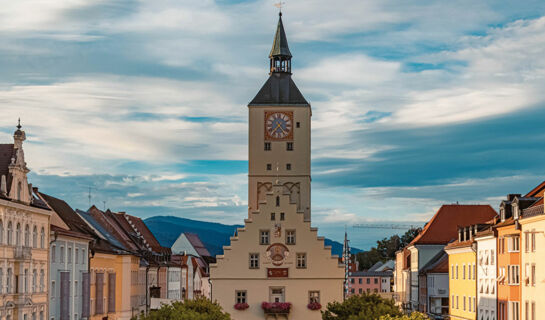 LANDGASTHOF KIRCHBERGER STUB´N Tiefenbach