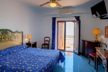 KALOS Giardini Naxos