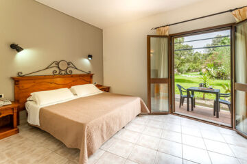 HOTEL RIBOT Arborea (OR)
