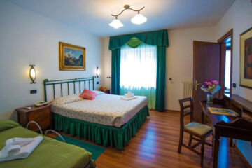 HOTEL LE MACINAIE (B&B) Castel del Piano (GR)