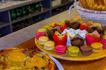 HÔTEL CONTINENTAL (B&B) Evian-les-Bains