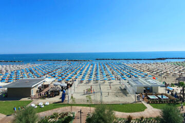 HOTEL AVILA IN Torre Pedrera (RN)