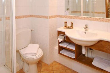 LES BARTAVELLES HOTEL RESTAUTANT & SPA Crots