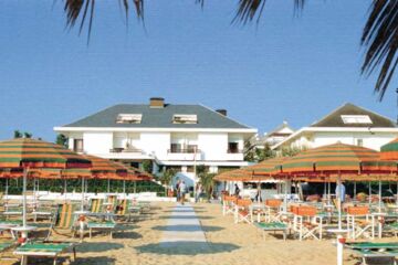 HOTEL PUNTA DE L'EST Francavilla al Mare (CH)