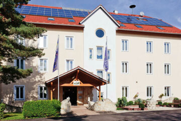 SEEBAUER HOTEL GUT WILDBAD Wemding