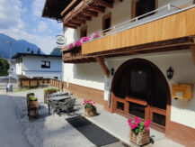 HOTEL BUCKELHOF (B&B) See