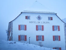 AUBERGE DE BELLELAY - HOTEL DE L'OURS (B&B) Saicourt